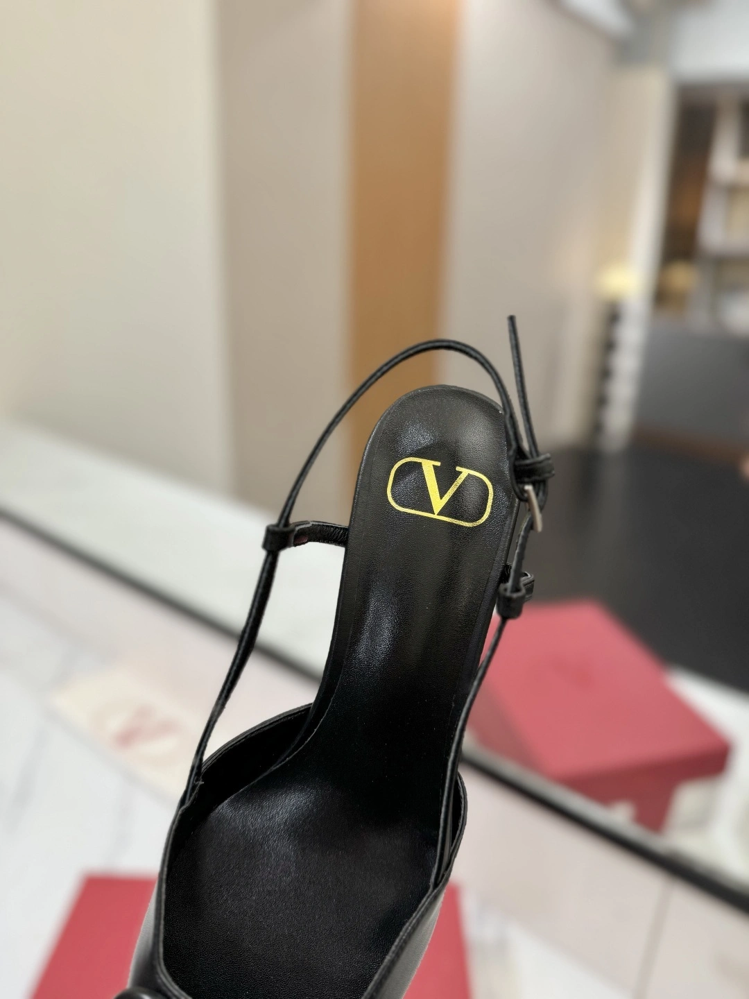 COCO-- V1859ti9o WW2S0Q70MZF0NO Heel height：4.5CM goatskin cowhide item:E-X138C3040